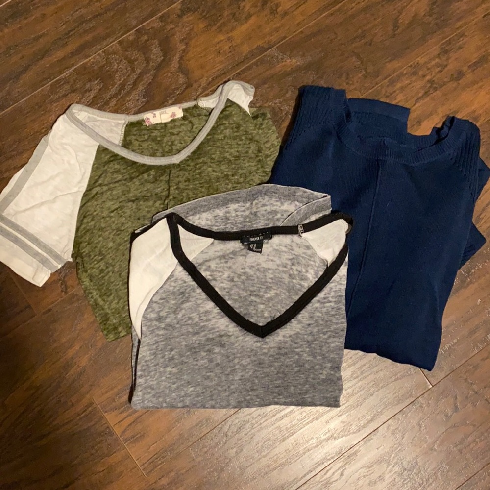 Two T-shirt & sweater bundle